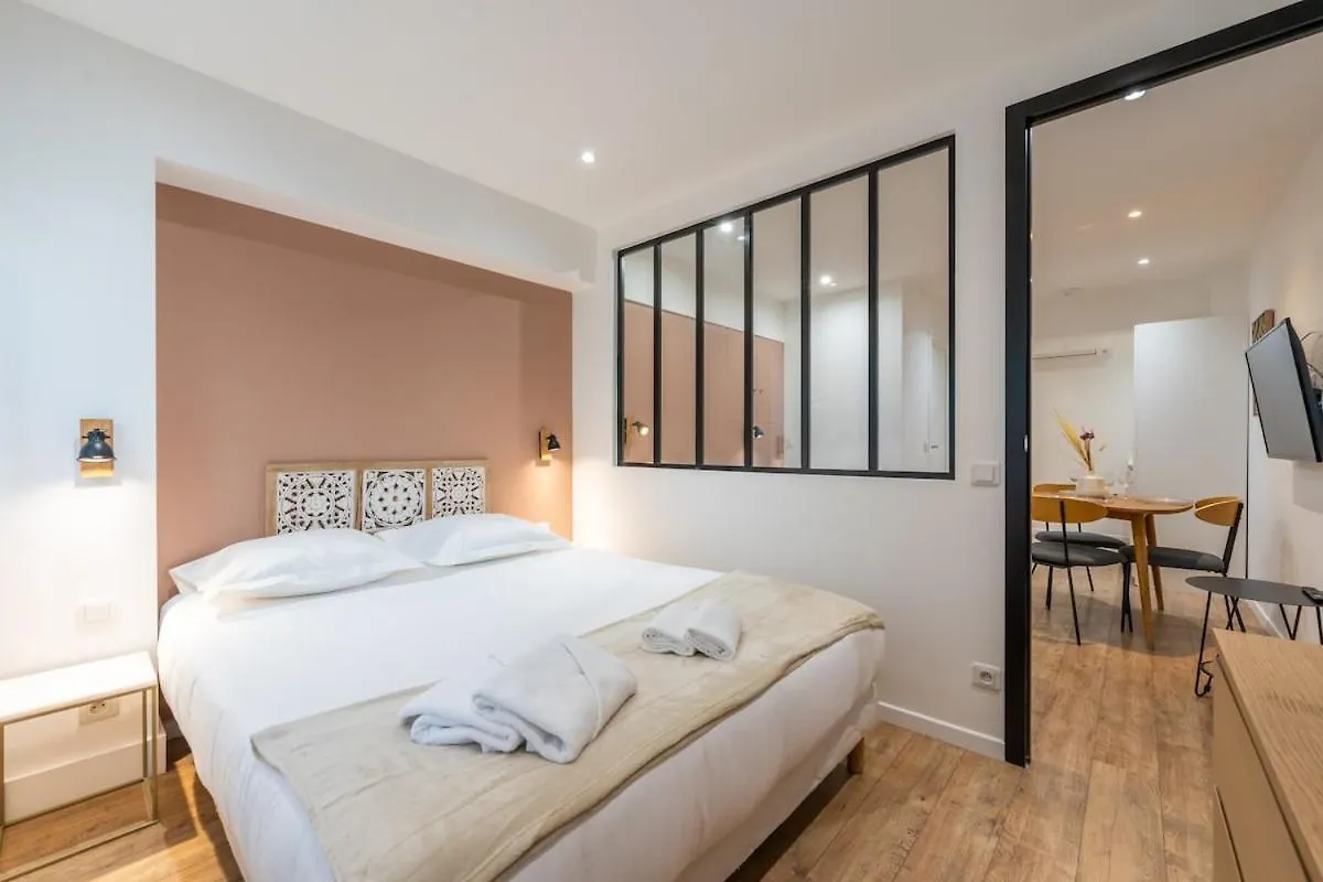Nouveau Appartement Sacre Coeur Cottages 4 Paris Frankreich