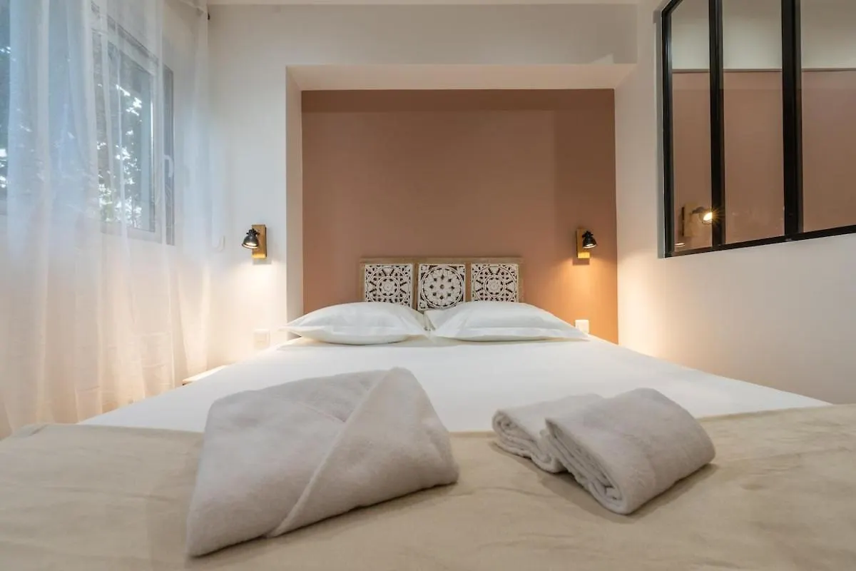Nouveau Appartement Sacre Coeur Cottages 4 Paris Apartment